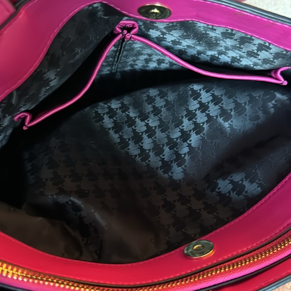 Karl Lagerfeld Paris Chantelle pink  magenta pink tote bag. - Picture 5 of 7